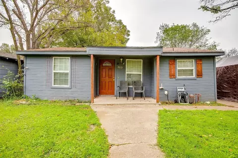 913 Bales St, Cleburne, TX 76033