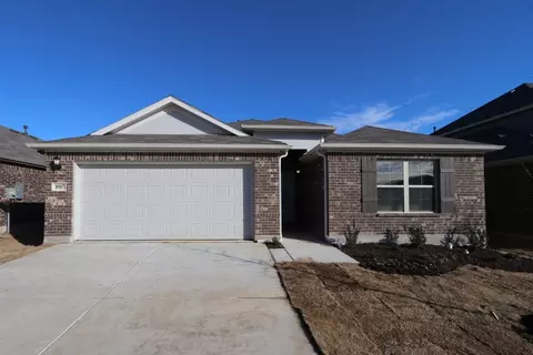 8917 Flying Eagle Ln, Fort Worth, TX 76131