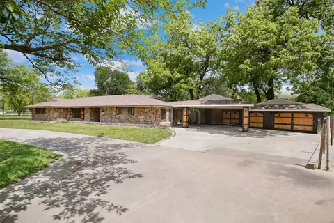 501 E Nelson St, Bowie, TX 76230
