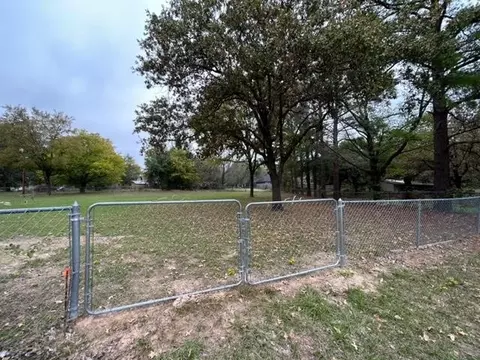 223 Ford Circle, Gun Barrel City, TX 75156