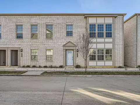 1952 Bel Air Dr, Arlington, TX 76010