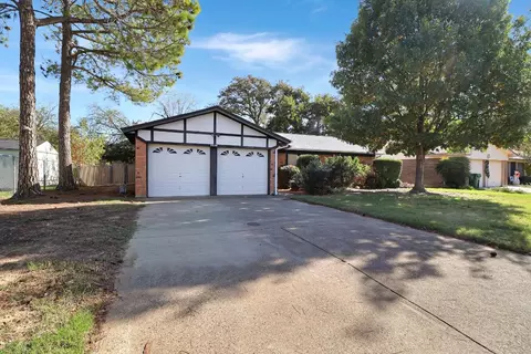 3809 Pelham Mnr, Arlington, TX 76016