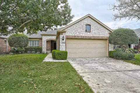 6900 Purbeck Trl, Denton, TX 76210