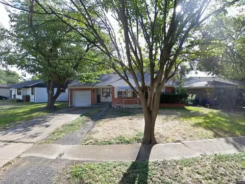 10104 Lingo Ln, Dallas, TX 75228