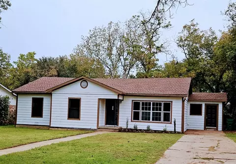 104 Greenview Dr, Stephenville, TX 76401