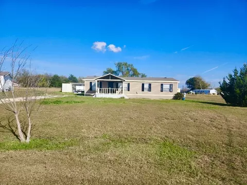 2205 Falcon Ct, Venus, TX 76084