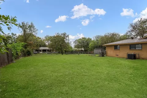 1849 Greendale Dr, Dallas, TX 75217