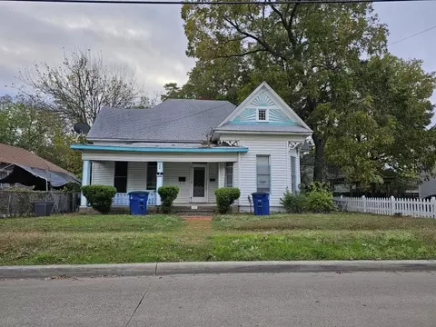 705 N Dallas St, Ennis, TX 75119