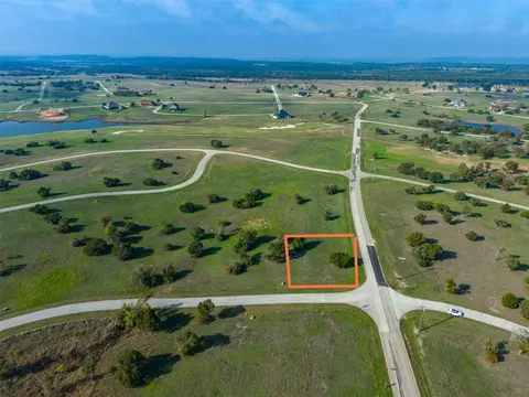 7102 S Monticello Dr, Cleburne, TX 76033