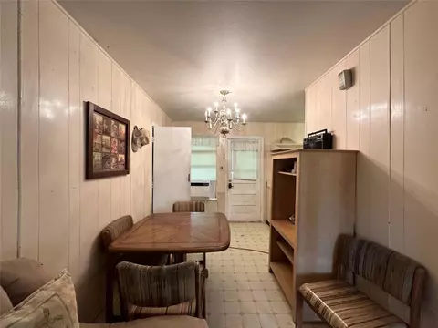 1219 E 15th St, Irving, TX 75060 photo 8