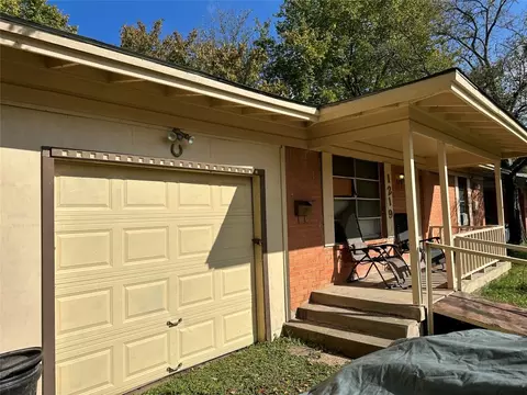 1219 E 15th St, Irving, TX 75060 photo 2