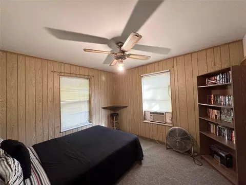 1219 E 15th St, Irving, TX 75060 photo 13