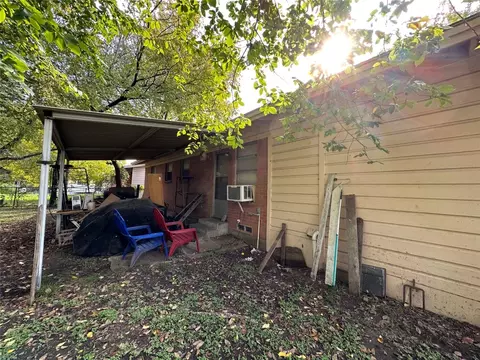 1219 E 15th St, Irving, TX 75060 photo 16