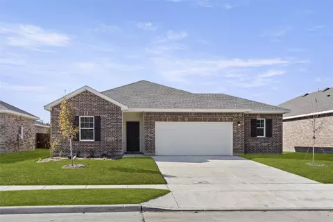 2433 Frio River Rd, Glenn Heights, TX 75154