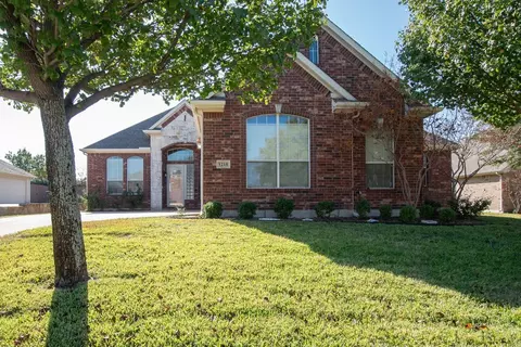 1218 Coastal Dr, Garland, TX 75043
