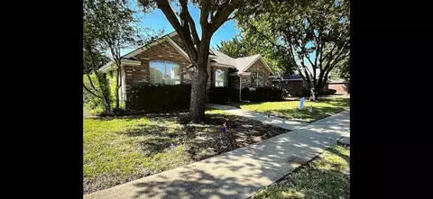1000 Dartmouth Dr, Lewisville, TX 75067
