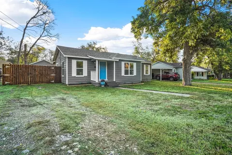3709 Bonnie Dr, Fort Worth, TX 76116