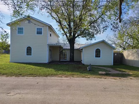 2710 10th Ave, Mineral Wells, TX 76067
