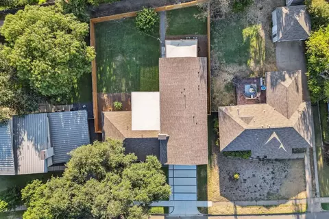 9955 Elmada Ln, Dallas, TX 75220