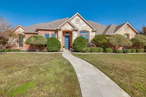 3400 Comanche Trl, Hurst, TX 76054