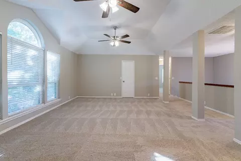 308 Madisson Dr, Euless, TX 76039 photo 13