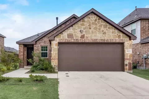 2575 Pettus Dr, Forney, TX 75126