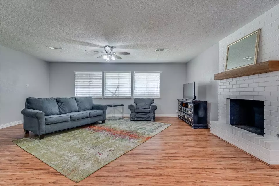  1501 Avenue C, Denton, TX 76205 photo 8