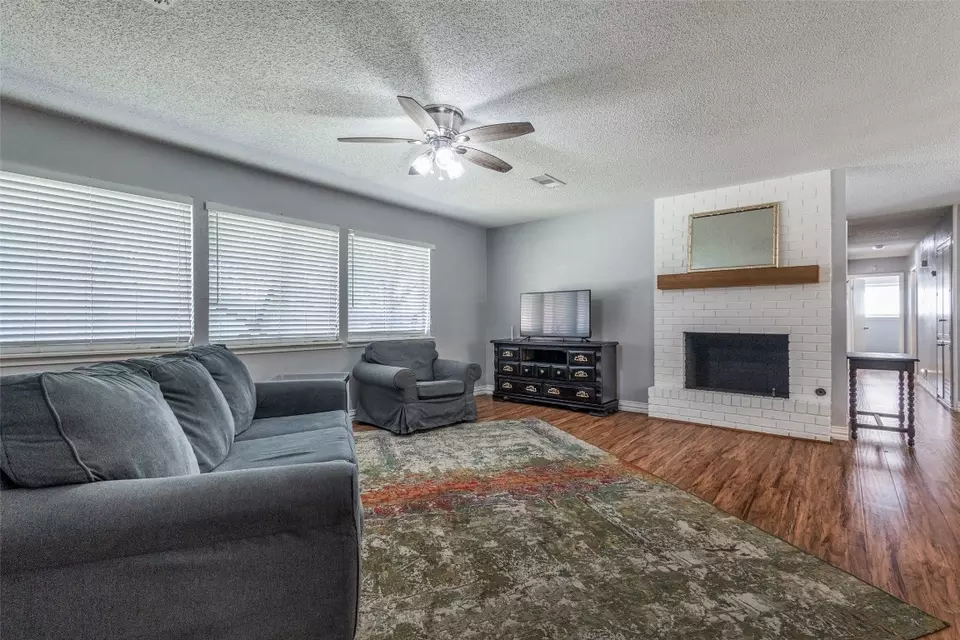  1501 Avenue C, Denton, TX 76205 photo 9