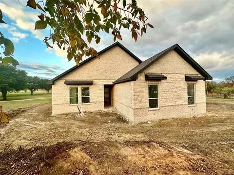 300 N Port O Call Dr, Runaway Bay, TX 76426