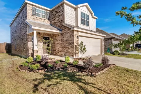 1060 Norias Dr, Forney, TX 75126