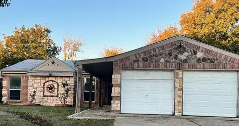 2404 Jo Lyn Ln, Arlington, TX 76014