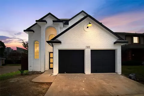 2801 Country Villa Cir, Carrollton, TX 75006