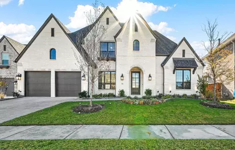 1716 Hanoverian Ln, Aubrey, TX 76227