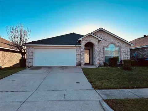 12305 Silver Mist Trl, Burleson, TX 76028