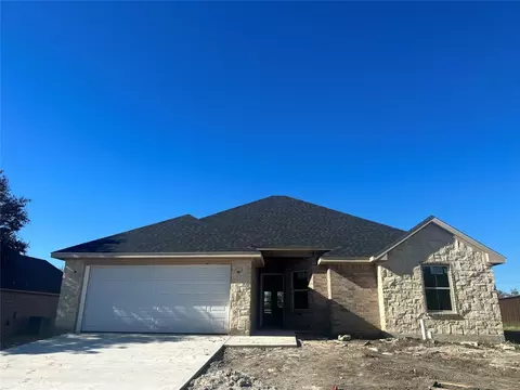 1807 Clearbrook Ln, Corsicana, TX 75110