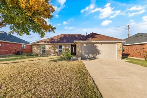 305 Millstone Dr, Wylie, TX 75098