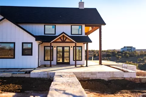 6176 W Hells Gate Dr, Strawn, TX 76475