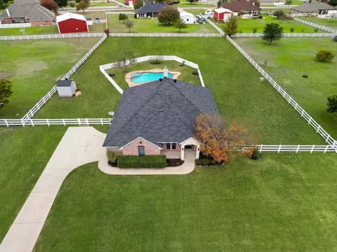 2101 Bear Springs Dr, Haslet, TX 76052