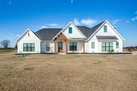 1267 Willy Vester Rd, Van Alstyne, TX 75495