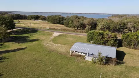 102 County Road 3085, Corsicana, TX 75109