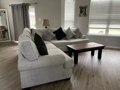 11753 Bobcat Dr, Fort Worth, TX 76244