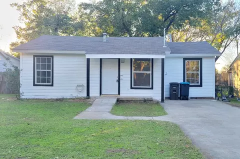 1000 Bradley St, Fort Worth, TX 76105