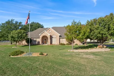 3141 Eagles Nest Ct, Midlothian, TX 76065