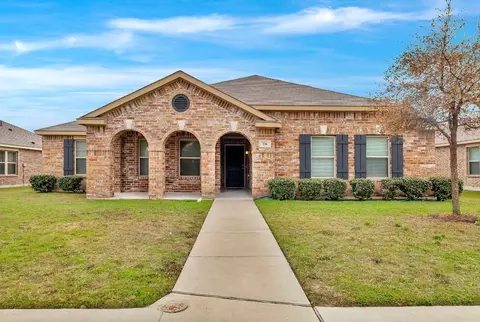 736 Jewelflower Dr, Desoto, TX 75115