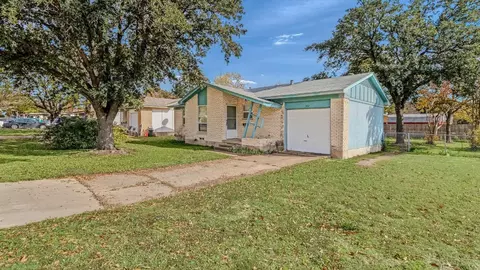 1302 Summit St, Mesquite, TX 75149 photo 2