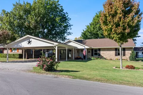 504 W 7th St, Justin, TX 76247
