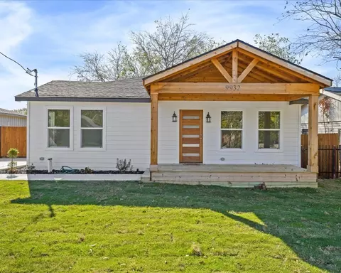 9932 Sand Springs Ave, Dallas, TX 75227