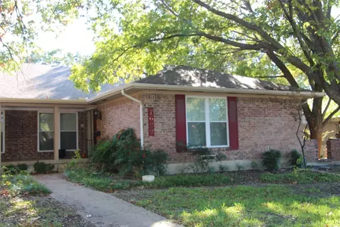 7624 Meadow Oaks Dr, Dallas, TX 75230