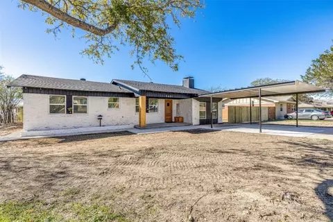 3401 NW 24th St, Sansom Park, TX 76106