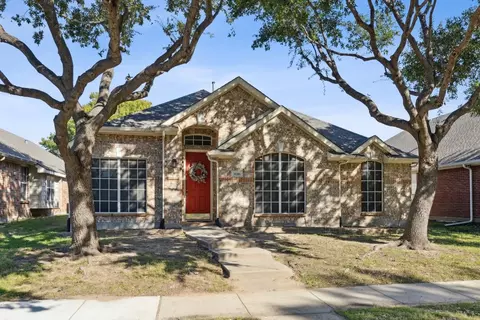 5616 Phoenix Dr, The Colony, TX 75056